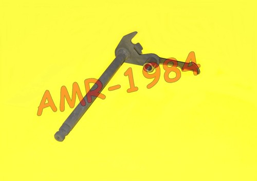 Selected gear shift shaft - selected,