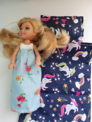 Clothes and accessories - and, fits
