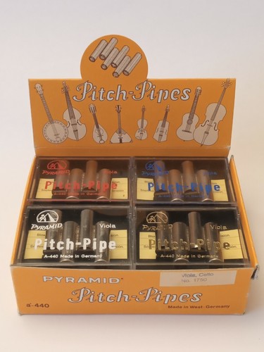 Vintage pyramid pitch pipes - pipes, /