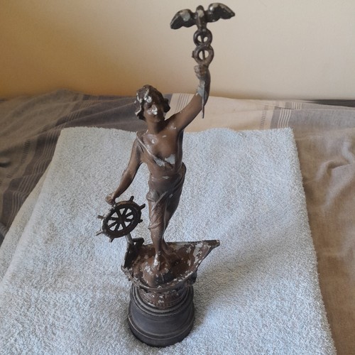 Statue commerce mounted - ,