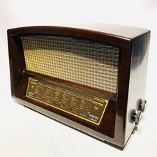 Pilot 85 Bakelite Table Radio 1955 - Very Clean & Working, Rear Cover Missing