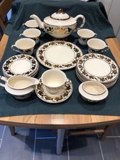 Wade piece tea set - tea, gold