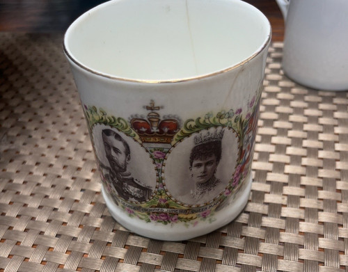 Antique king george queen - king,