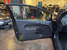 FORD Fiesta B299 MK7 Window