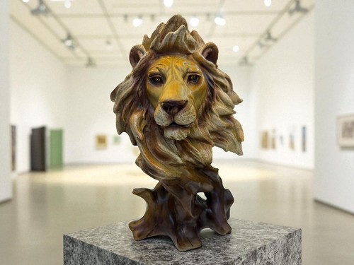 Lion head sculpture statue - head,