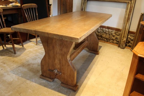 Table refectory farmhouse