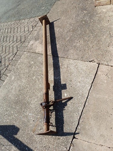 Acrow prop closed - -, open