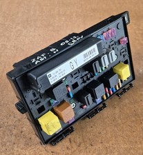 VAUXHALL ZAFIRA B ASTRA H 05-12 BODY CONTROL MODULE FUSE BOX 13220829 — TESTED 