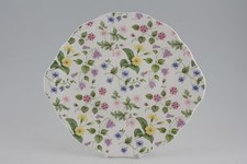 Queens - Country Meadow - Cake