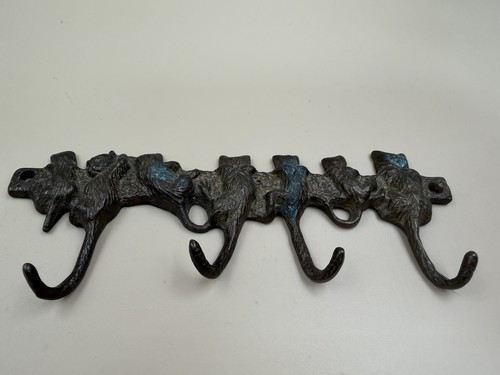 Vintage brass cat tails key - brass,
