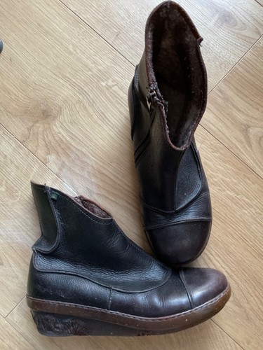 Naturalista brown leather - naturalista,