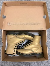 Womens Rare Gold Metallic Dr