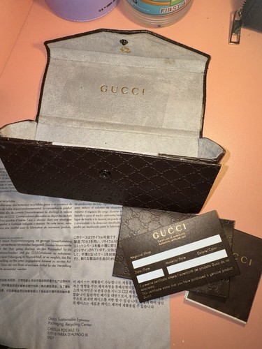 Gucci glasses case - gucci,