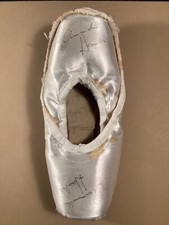 Beautiful AMANDA HANKES New