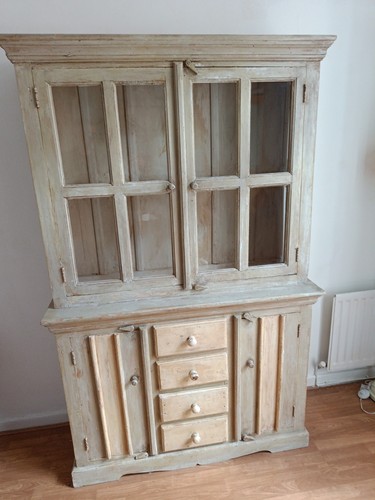 Shabby chic retro - chic, welsh