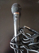 Optimus 32-1159 Uni-Directional Dynamic Microphone