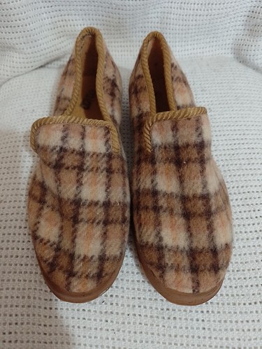 Vintage dunlop slippers size - vintage,