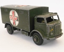 Dinky Military Army Ambulance Truck - 626 - Fordson Commer cab Ford Thames E3