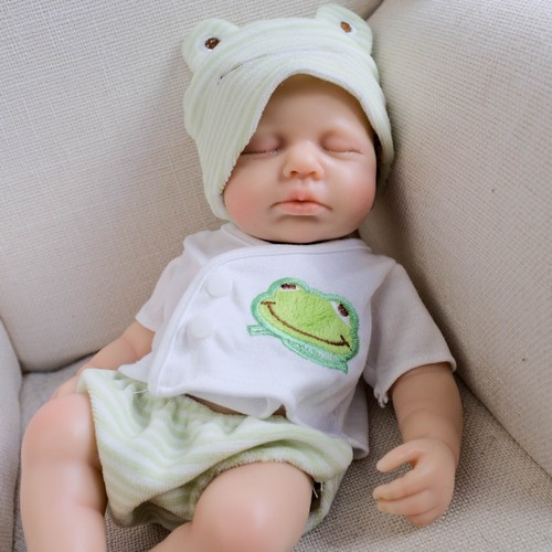 Lifelike reborn baby doll - reborn,