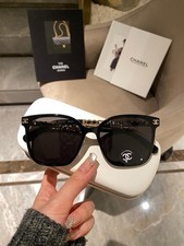 Chanel Women's Classic