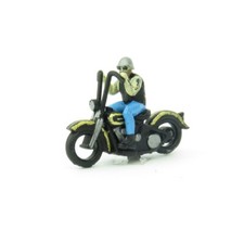 OSBF074 HO Scale (1/87) Knucklehead motorcycle with rider (unpainted)