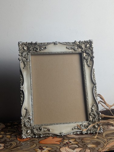 Unbranded large picture - large, frame