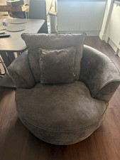 Luxury Comfort Round Swivel