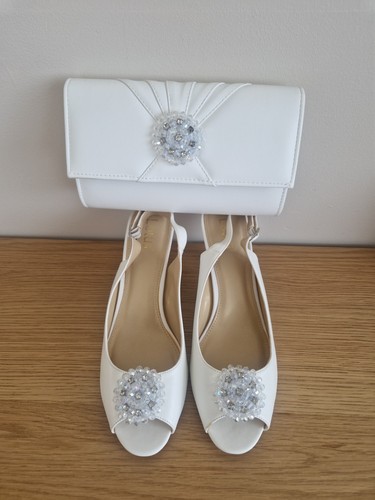 Lotus shoes size matching - lotus,
