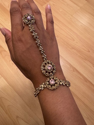 Asian style hand chain
