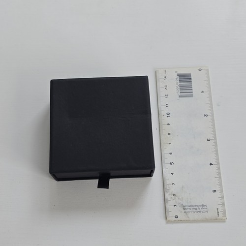 Hileyu black cardboard - black,