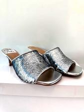 Russell & Bromley SUPERSTOW