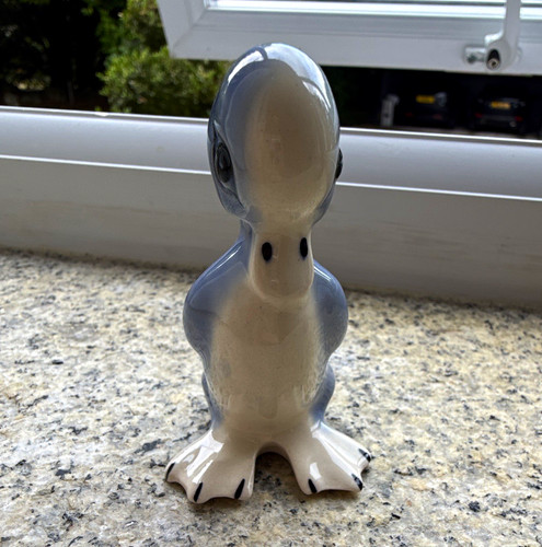 Blue white ceramic bird - white,