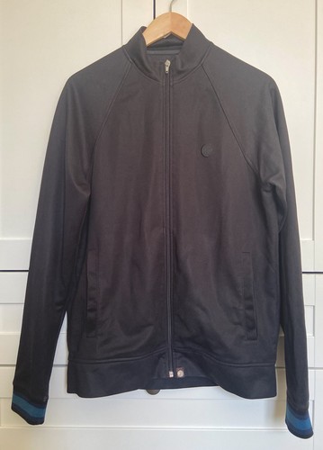 Men pretty green - pretty,