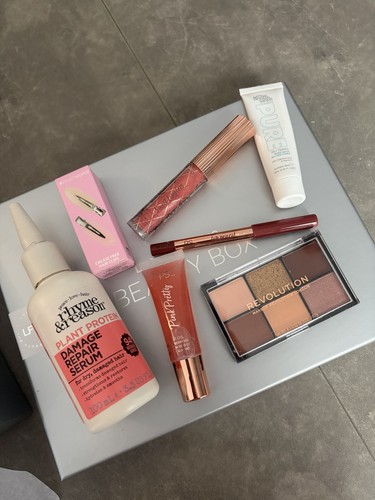 Look fantastic item beauty - look,