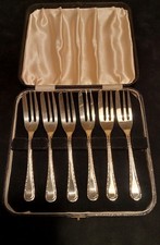 EDWARD VINERS SILVER PASTRY