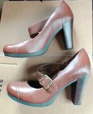 NEXT SIZE 4 SOLE REVIVER BROWN LEATHER HIGH BLOCK HEEL.  B188103025B2/32