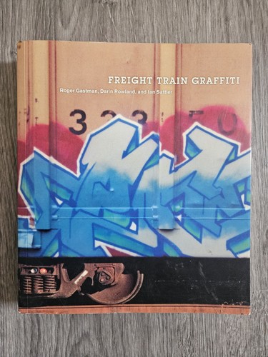 Freight train graffiti - graffiti, by