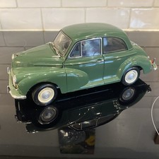 MORRIS MINOR saloon in almond