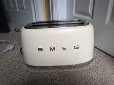 SMEG 4 Slice Toaster in Cream