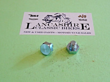 57-0361 TRIUMPH PRE UNIT T20 PETROL GAS TANK KNEE GRIP MOUNTING PLATE BOLTS T361