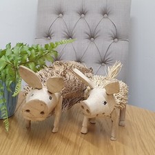 Bamboo Root Pig - Wooden