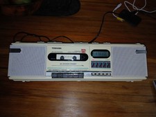 Vintage Toshiba RT-8046 AM/FM Cassette Recorder