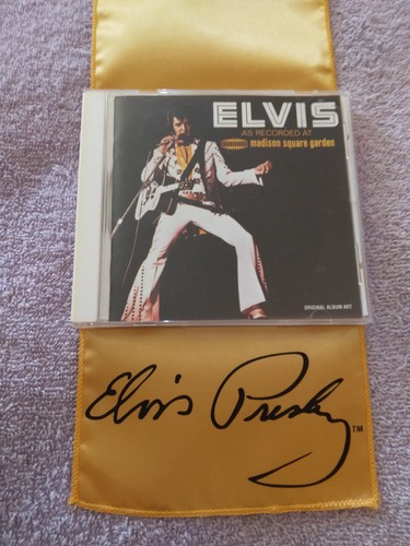 Elvis presley signature gold - signature,