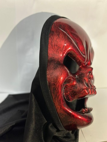 Creepy red chrome skull mask - skull,