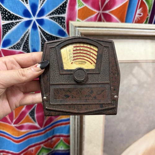 Unusual perpetual calendar - unusual,
