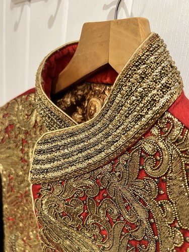 Men red gold embroidered - red,