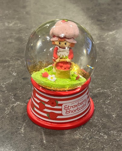 Snow globe strawberry - snow, globe,