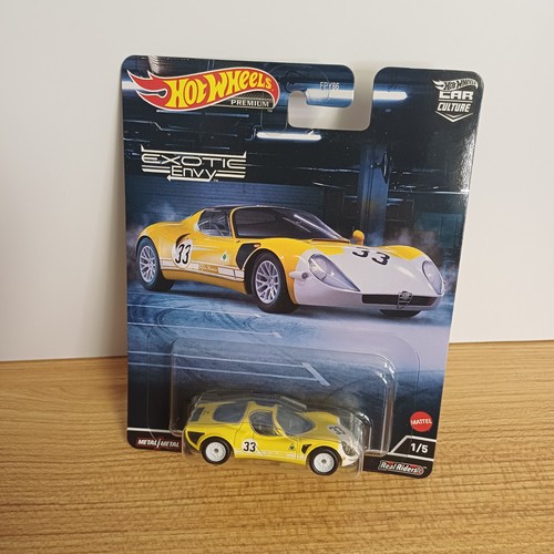 Hot wheels premium - wheels,