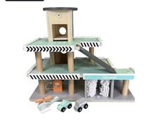 Jumini Wooden Toy Garage with