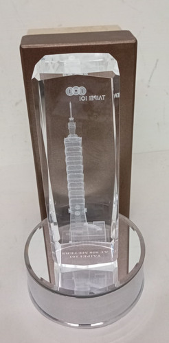 Taipei 101 etched - 101, glass